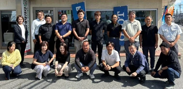 スタッフ集合写真